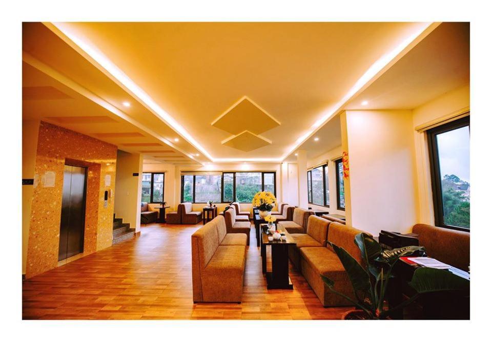 Van Tien Tv Hotel Da Lat- Ttn Hotel 外观 照片